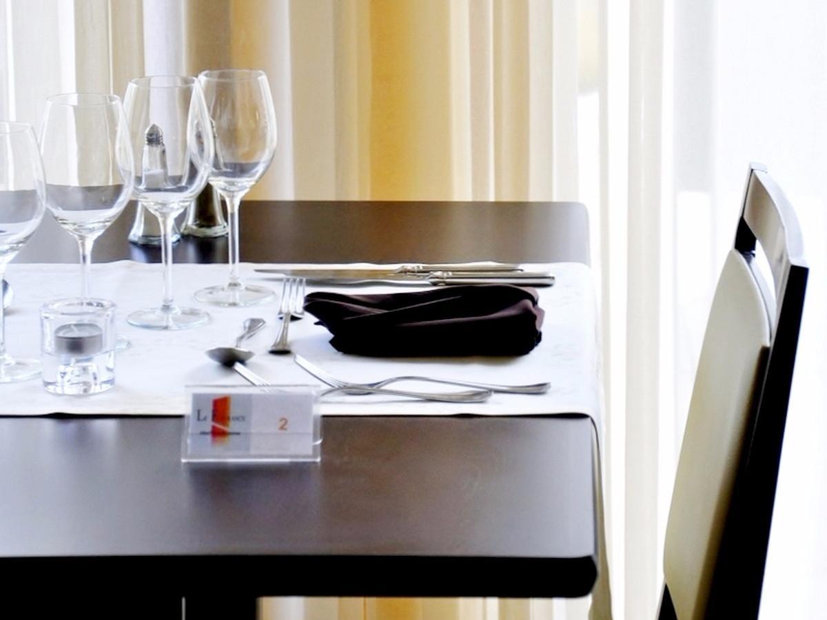 Hotel Logis & Restaurant Le 3*